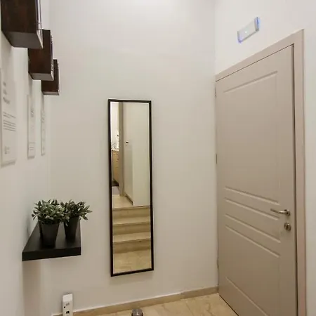 Agora Apartment *